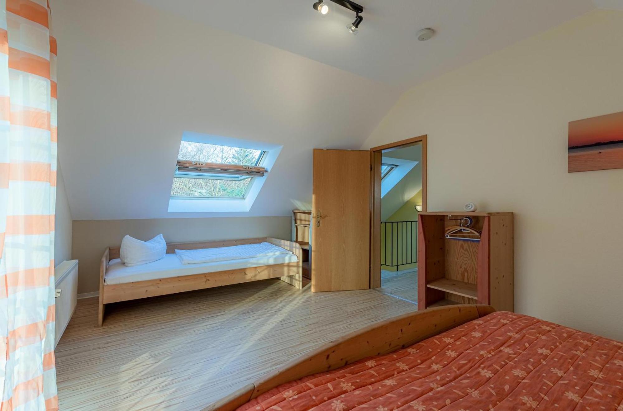 Ferienhaus Schwanensee Fuenfseen Buitenkant foto